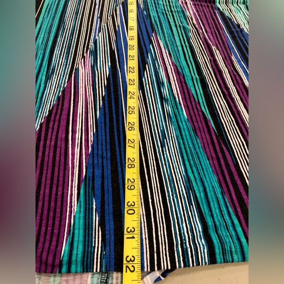 woman's plus size skirt - Picture 5 of 6